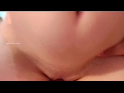 ❤️ 睡在我姐姐的房間裡，這就是我醒來的方式 ❤️ 他媽的 在我們 ❌️